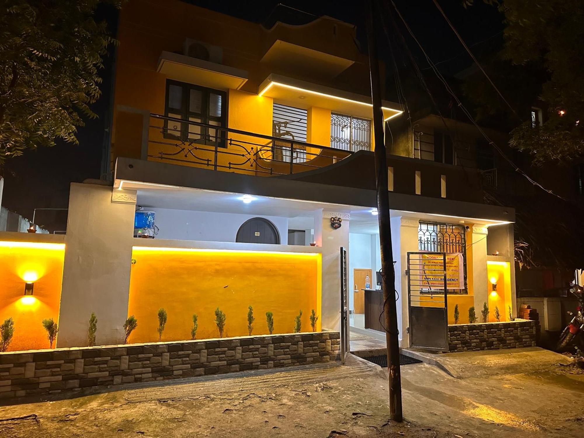 Mps Saai Residency 호텔 Tiruvannāmalai 외부 사진