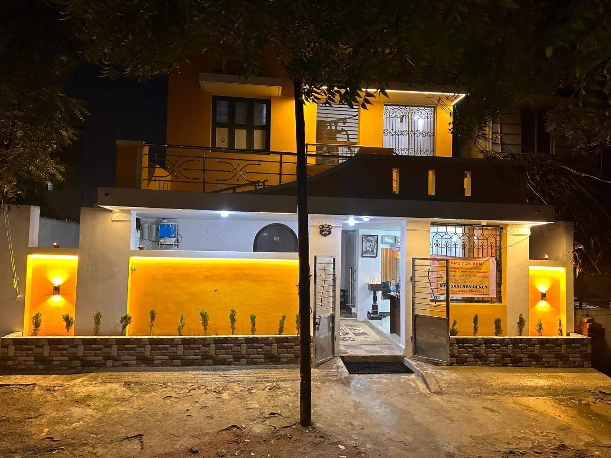 Mps Saai Residency 호텔 Tiruvannāmalai 외부 사진